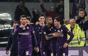 Bông Huệ Tím: Lịch Sử Duyên Dáng Của Fiorentina